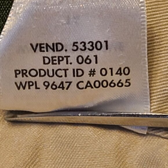 Eddie Bauer Women's Khaki Shorts Size 14 Chino Bermuda - Picture 7 of 11